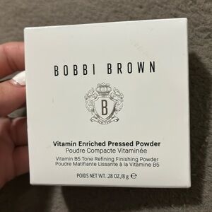 NEW NEVER USED BOBBI BROWN PRESSED POWDER